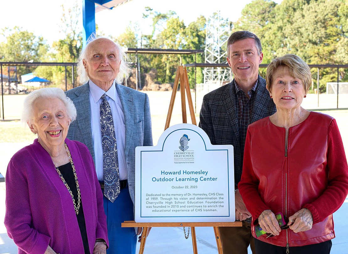 Members of the Homesley family attending the Howard Homesley Outdoor Learning Center dedication included Dr. Homesley’s sister and brother, Shirley Homesley Smith and T.C. Homesley (left), and Dr. Homesley’s wife, Jan, and son, David (right).